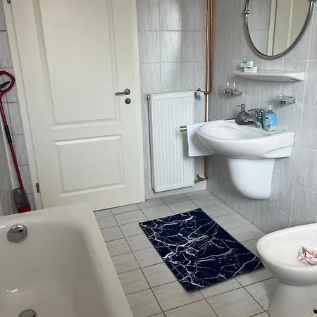 2 In Duisburg-mitte, Altstadt Apartamento Duisburgo